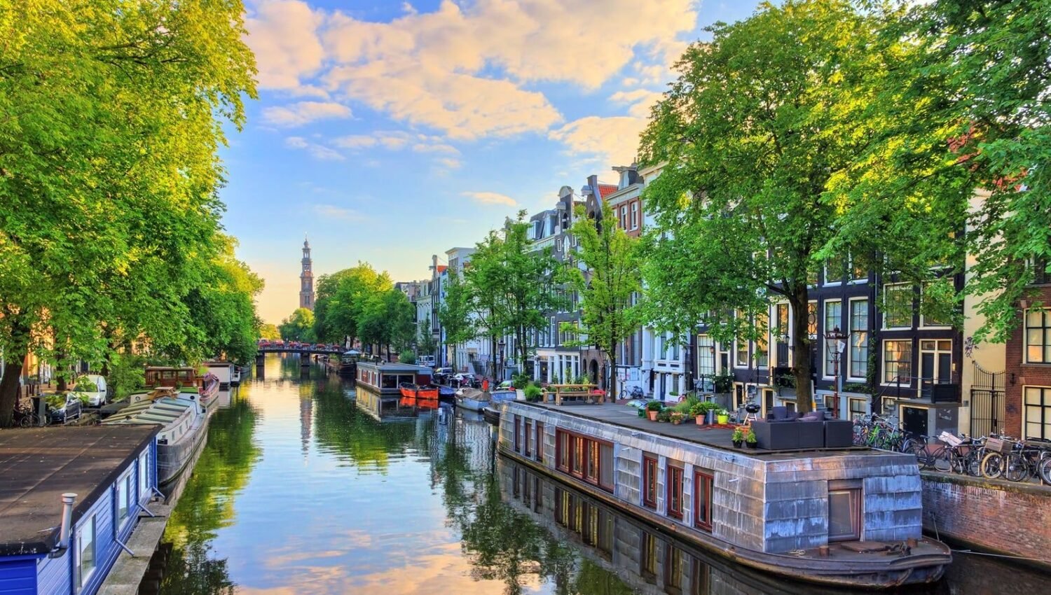 layover travel guide